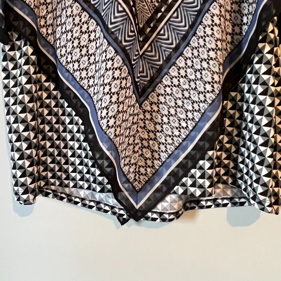 AB Studio Handkerchief Overlay Top Paneled Flutter Sleeve Blouse Stretch Tank 1X - Picture 8 of 8